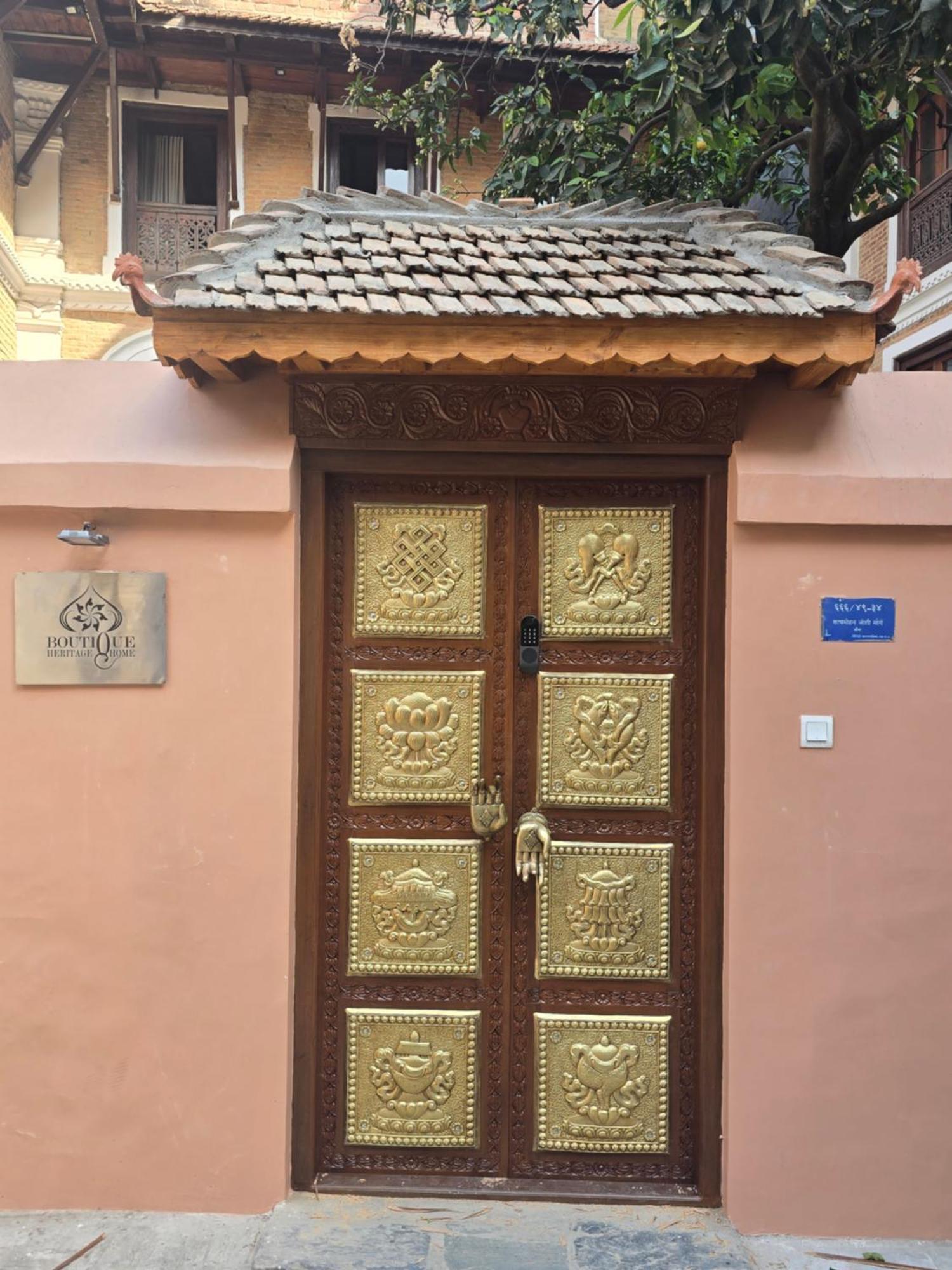 Boutique Heritage Home Lalitpur Exterior photo